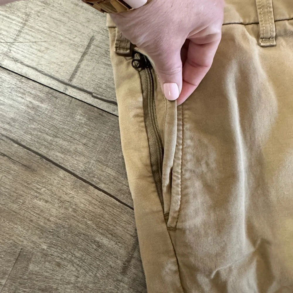 Supreme Flex‎ Dockers Men's Tan Shorts